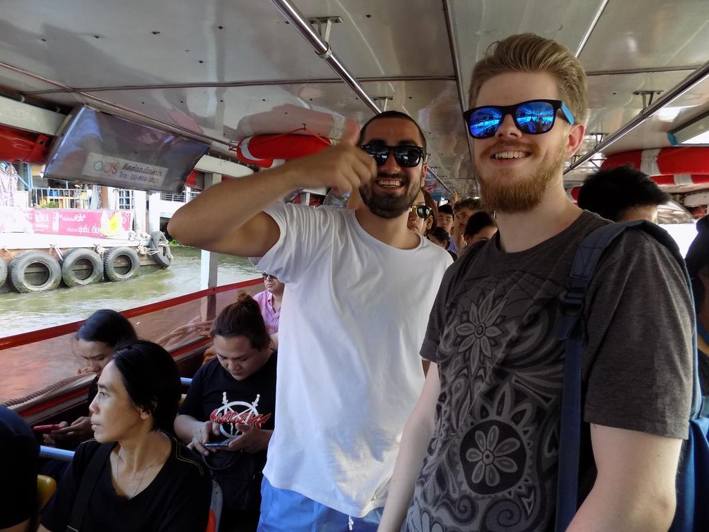 曼谷 绿洲旅舍旅舍 外观 照片